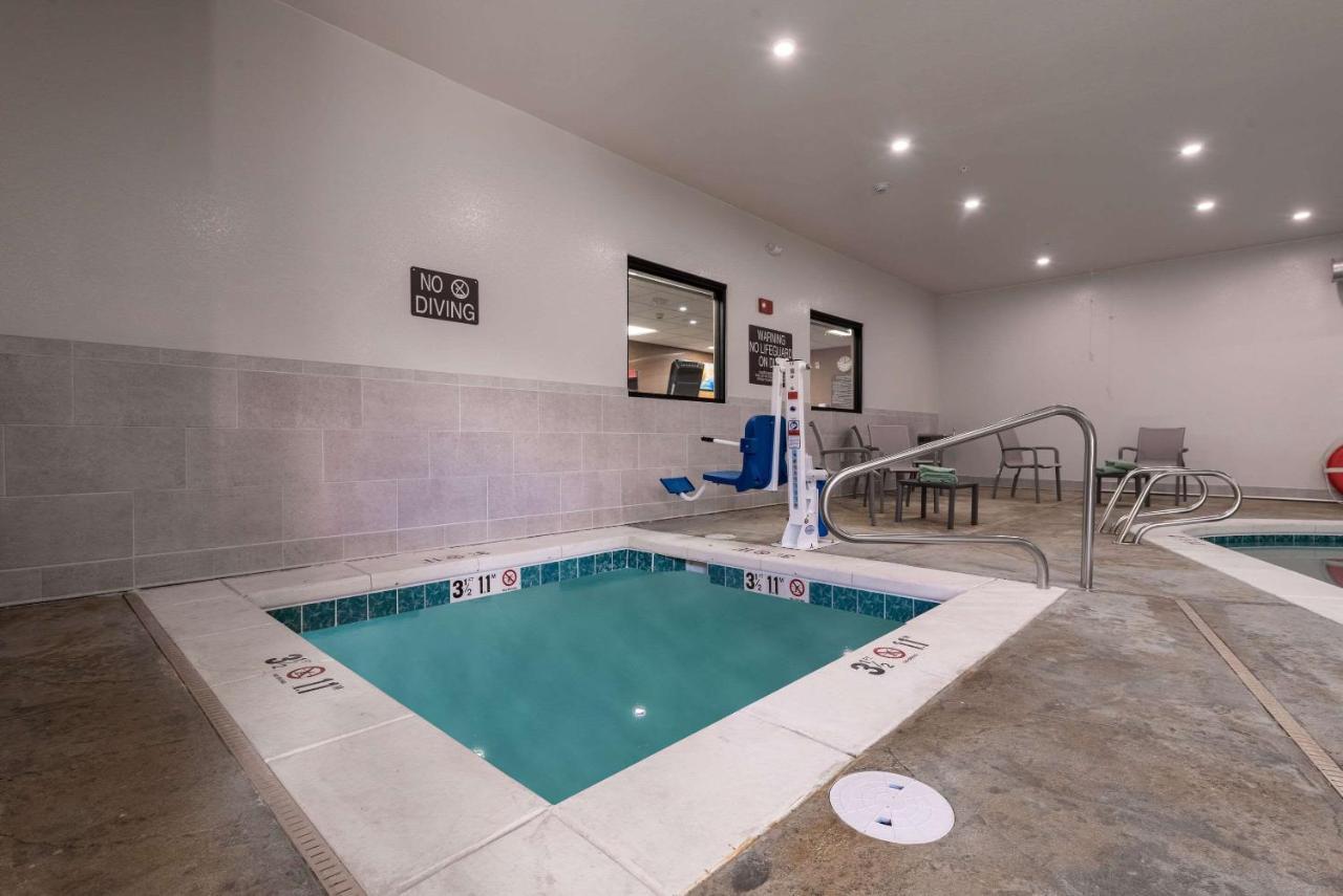 Mainstay Suites Colorado Springs East - Medical Center Area Exteriör bild